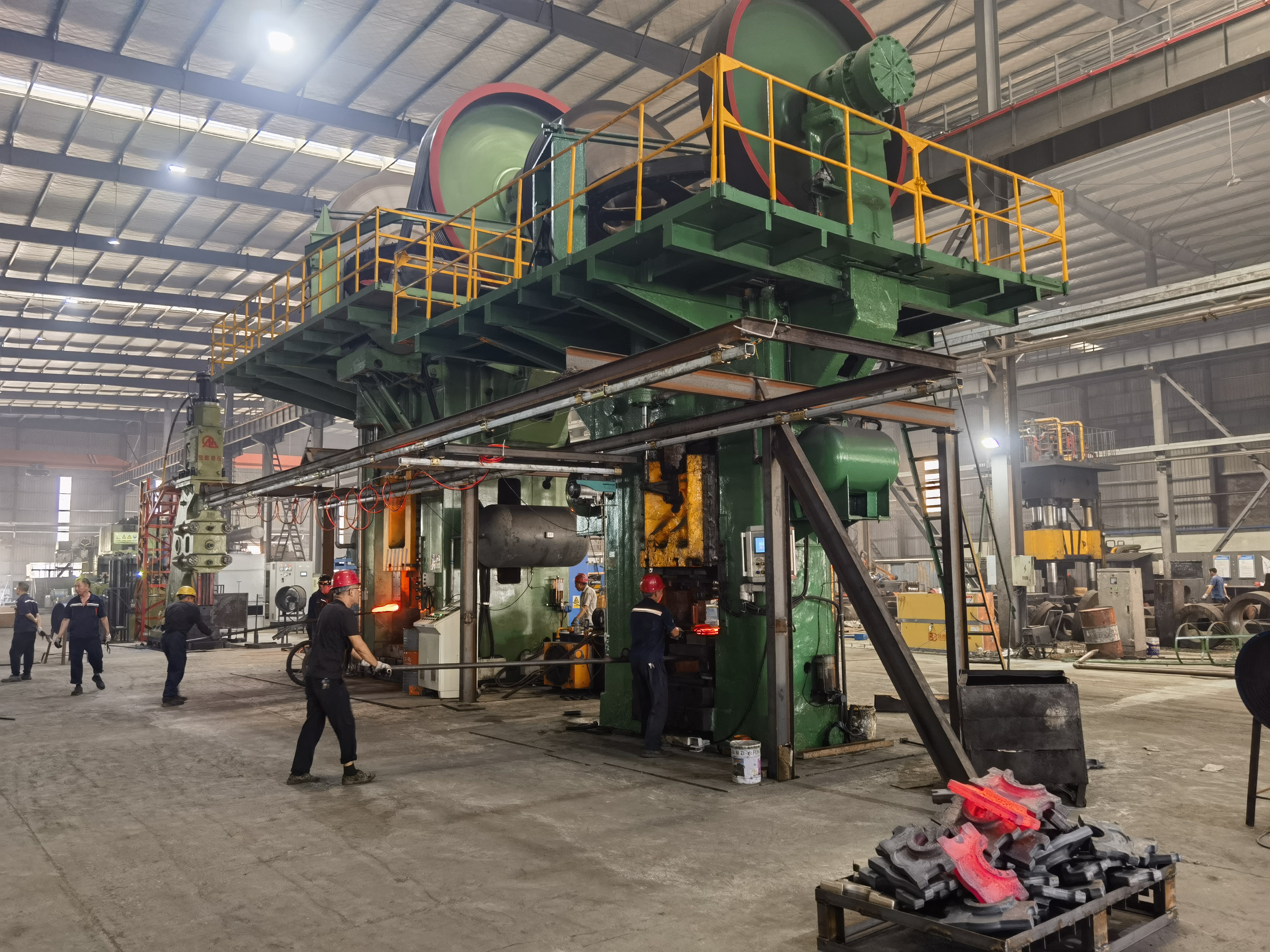 Tong Xin Precision Forging Co., Ltd. 8000 тонна соғу өндірісі желісі ресми түрде пайдалануға берілді